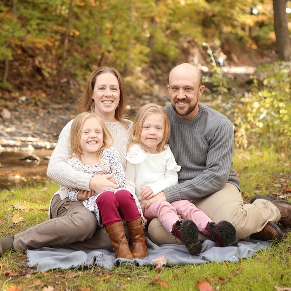 Meet your Posher, Tina - Picture 1 of 1